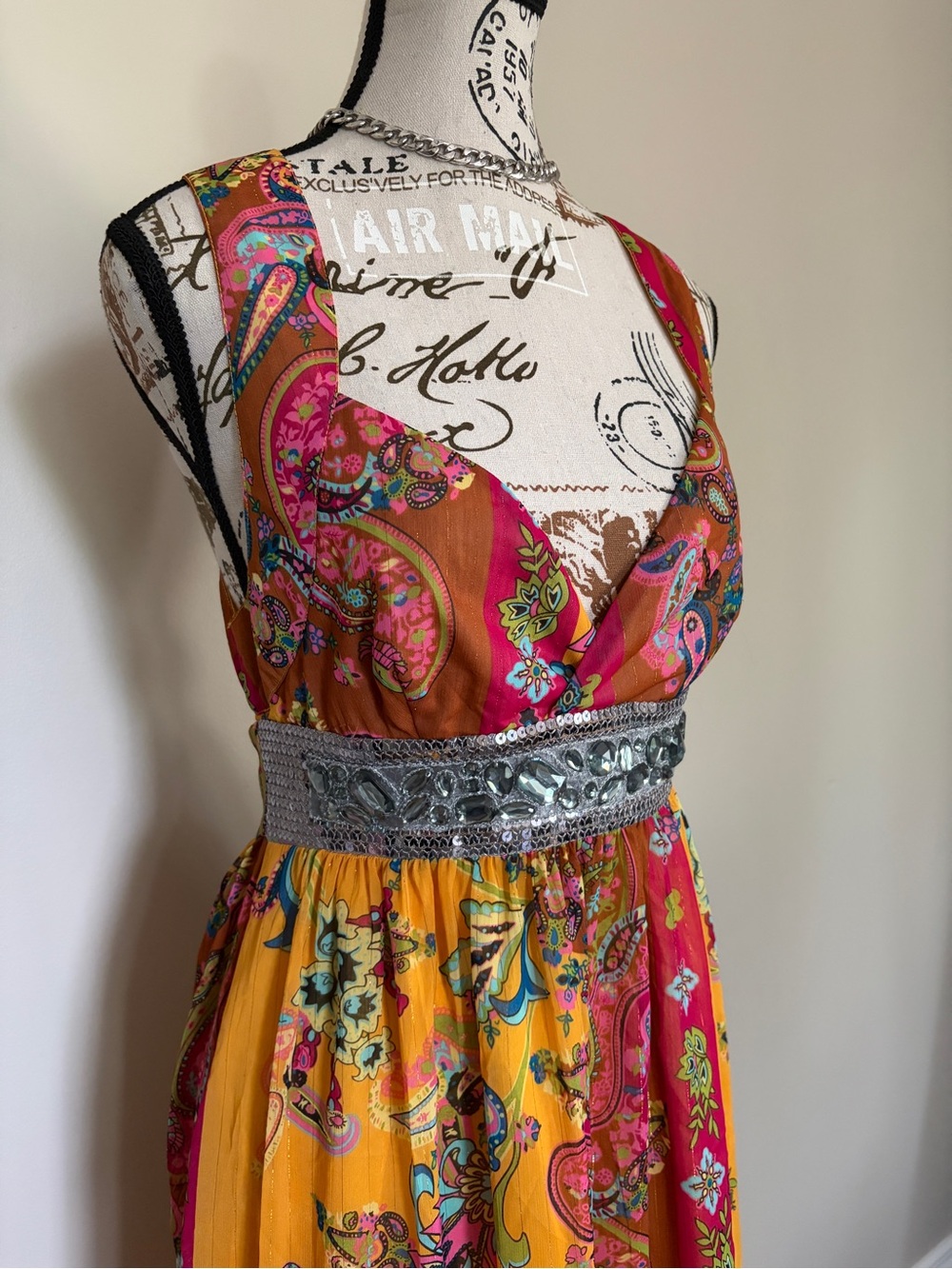 Vintage Arden B open back paisley orange maxi dress
